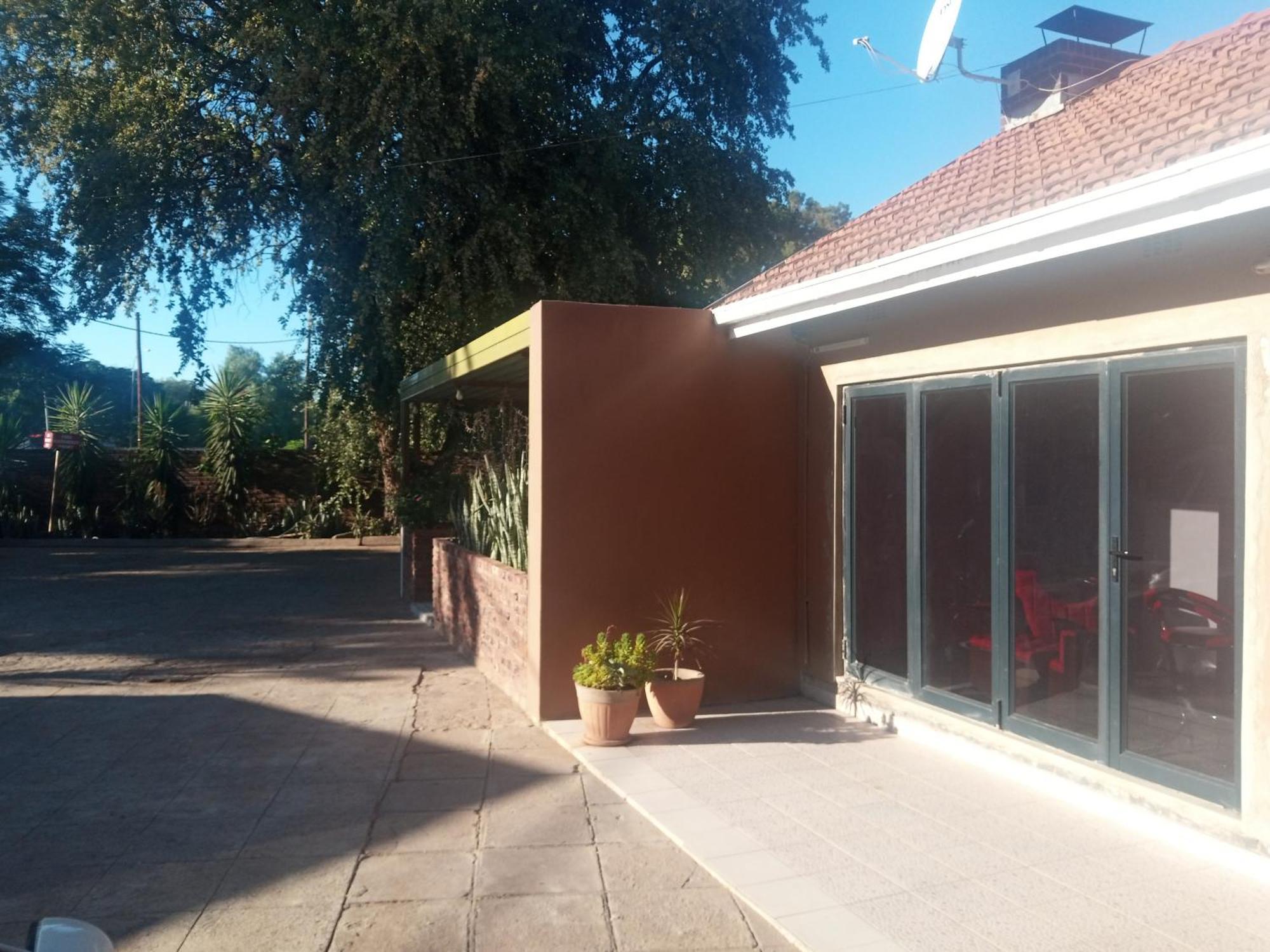 River-Ridge Guest House Gaborone Zewnętrze zdjęcie